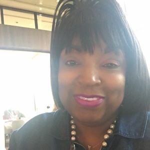 Meet your Posher, Veronica